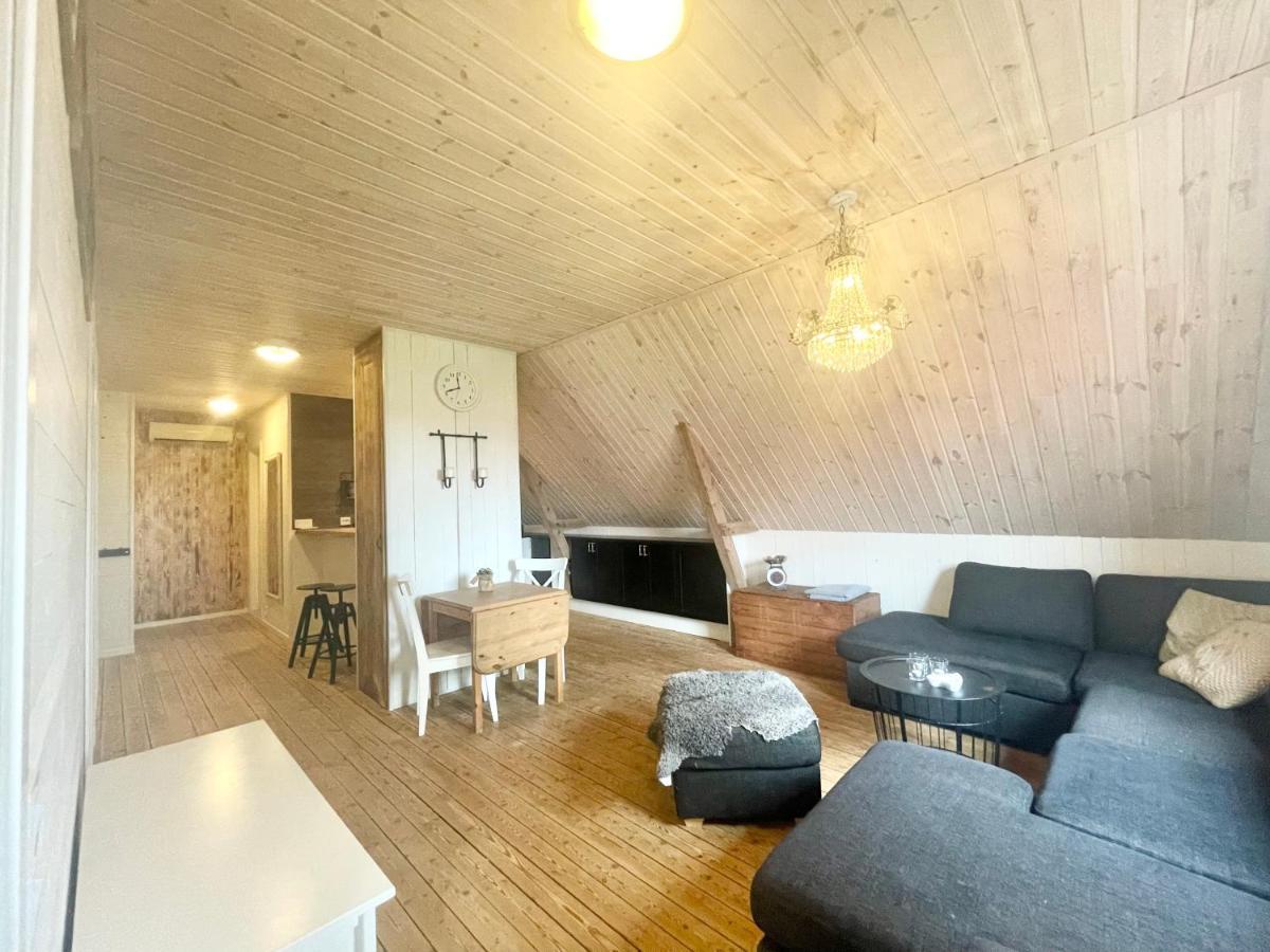 Laegenhet Foer Stoerre Saellskap Naera Gekas I Ullared Apartment Vessigebro ภายนอก รูปภาพ